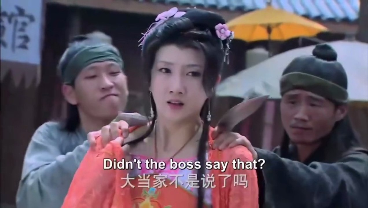 Boss Lady Draws Her Sword _ No One Dares Step Closer