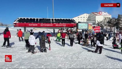 Erciyes’te hafta sonu pistler kayakseverlerle doldu