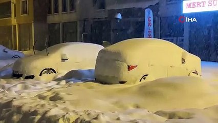 Yoğun kar yağışı sonrası bir ilimiz karlar altında kaldı: Kar kalınlığı 40 santimeyi aştı!