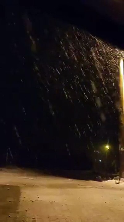 İzmir’de kar yağışı etkili oldu