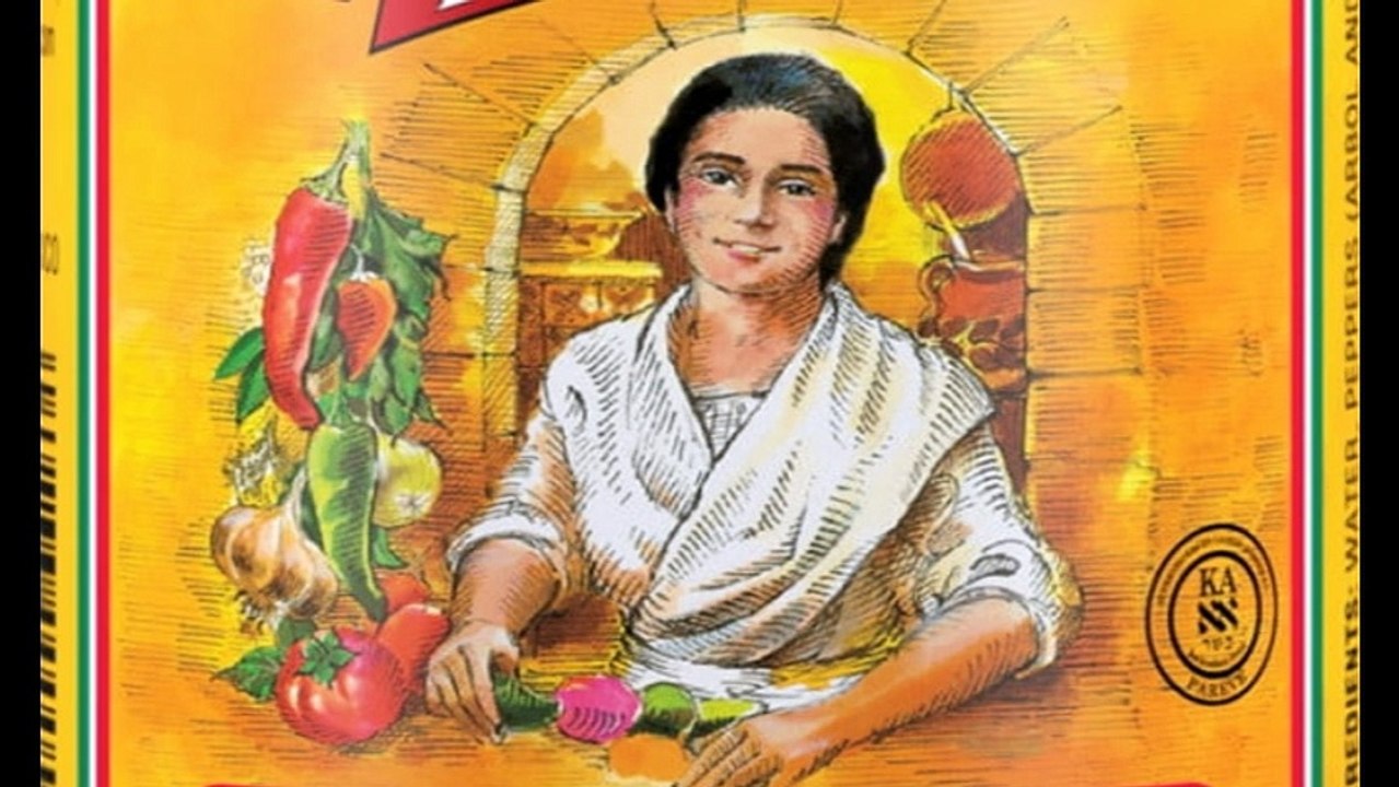 Cholula Hot Sauce Lady Resemblance To Actor Brad Pitt? PLUS: Hot Ones Prediction (2026+)
