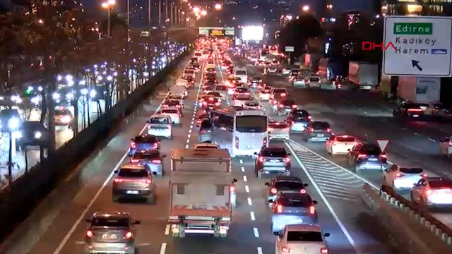 İstanbul'da haftanın ilk iş gününde trafik yoğunluğu