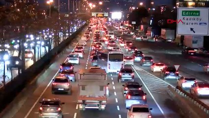 İstanbul'da haftanın ilk iş gününde trafik yoğunluğu