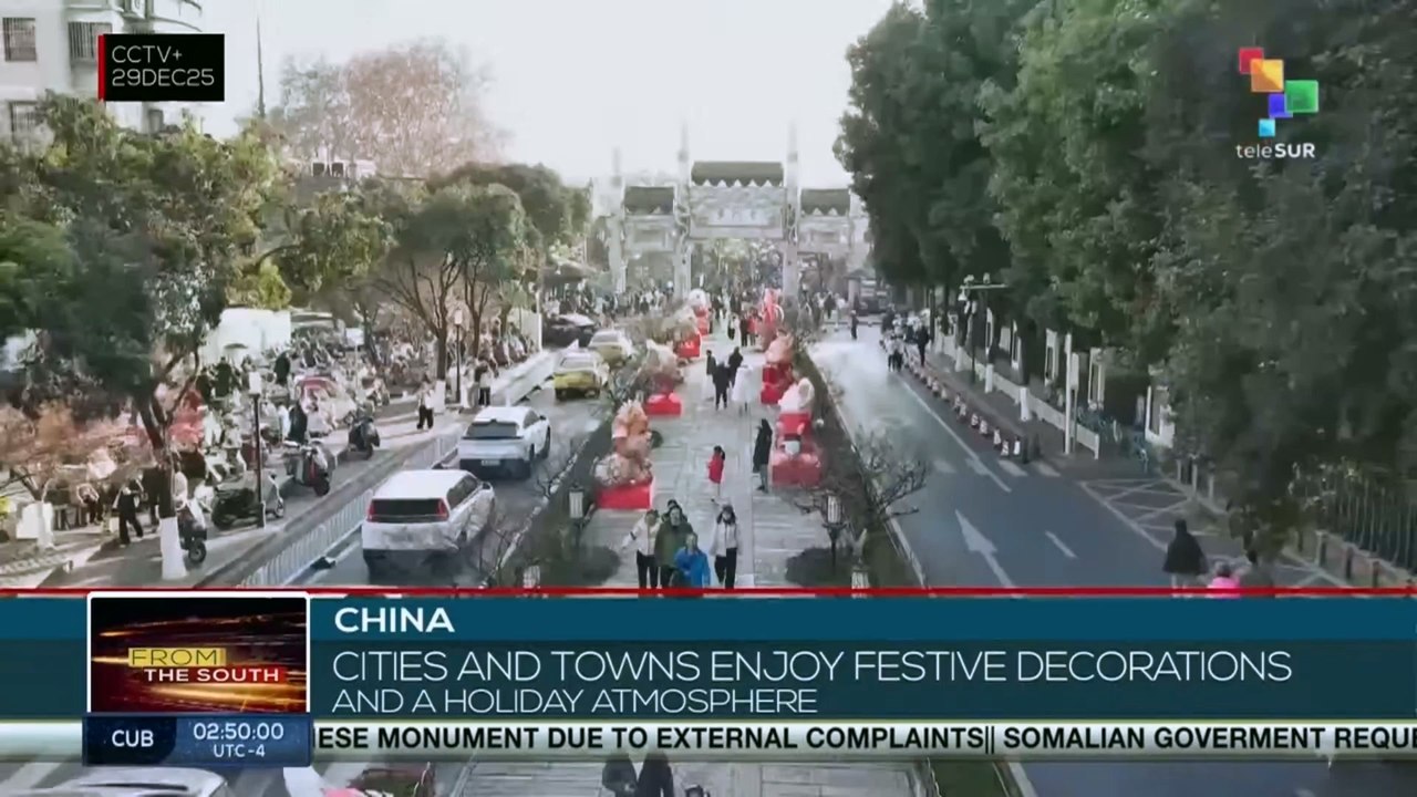 China: Cities and towns enjoy festive decorations and a holiday atmosphere