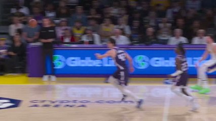 LeBron James goes dunk crazy as the Lakers down the Kings