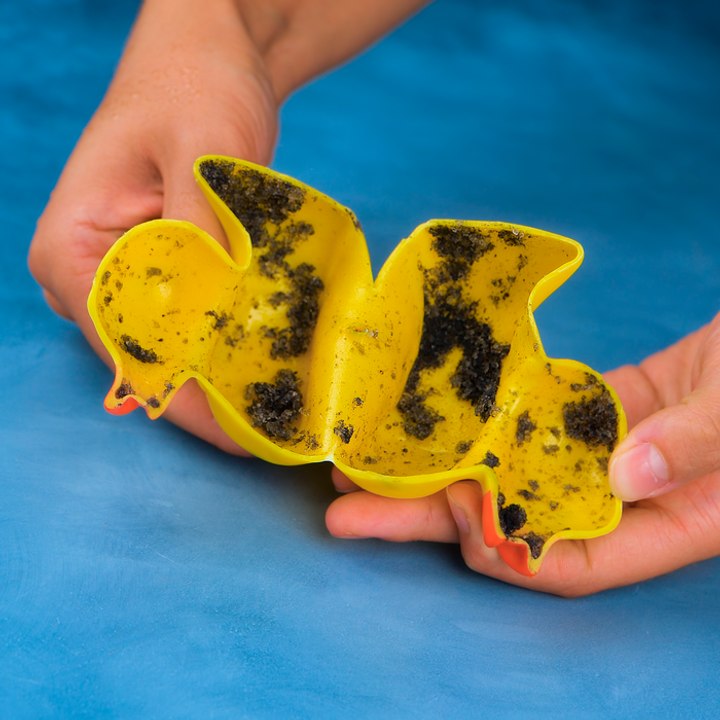 New year new house! Get Rid of nasty rust, limescale and mold with helpful deep cleaning hacks!  🧼 #newyear #hacks #deepclean #mold #fyp #household