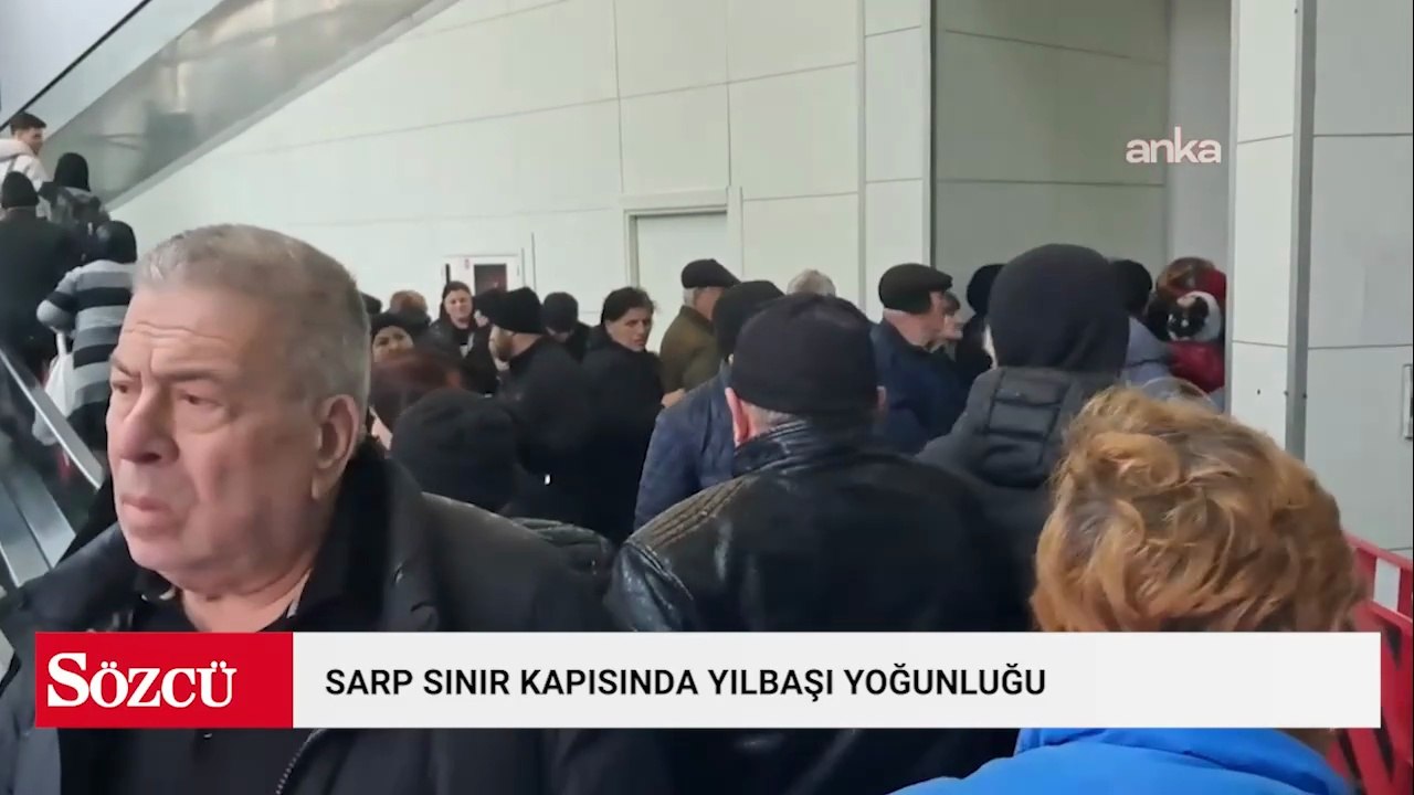 Sarp Sınır Kapısı'nda yılbaşı öncesi trafik: Türkler gidiyor, Gürcüler alışveriş yapıyor