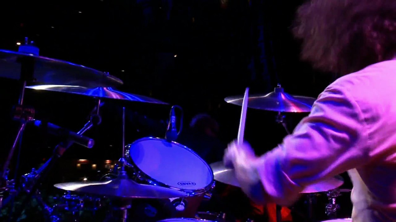 Comfortably Dumb - Extreme (live)