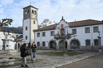La comisión de fiestas de San Mamede se ofrece para ayudar a la comisión de festejos de Villamanín: "Sabemos que no vamos a juntar los 2.000.000 de euros, pero vamos a poder aportar lo que podamos"