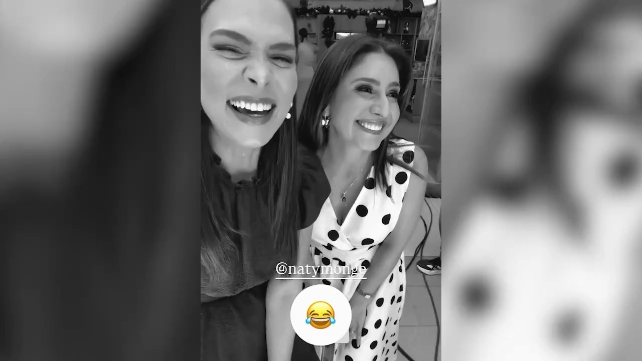 ext-reaccion-de-jennifer-segura-a-imitacion-291225