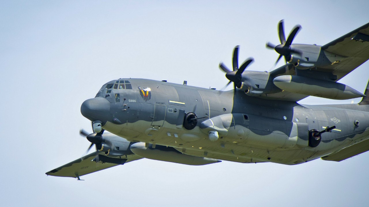 US ‘Flying Tank’ Deploys Over Caribbean—$165M AC-130J Puts Maduro’s Bunker Into Hellfire Range