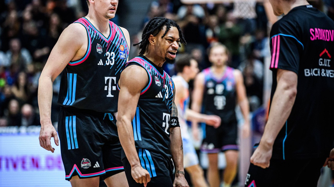 Im Video: Jenas Aufstiegsheld Cooks sticht gegen die alte Liebe und führt Bonn zum Sieg