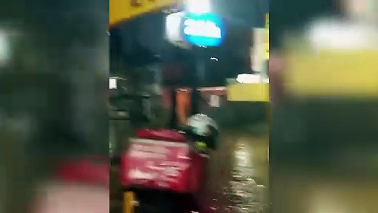 Fortes chuvas causam alagamentos em Florianópolis; Veja vídeo