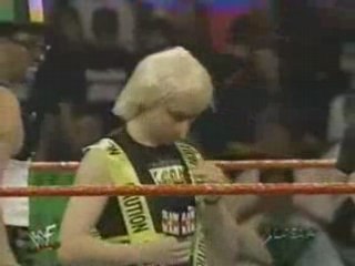 DX Makes Fun Of The Nation