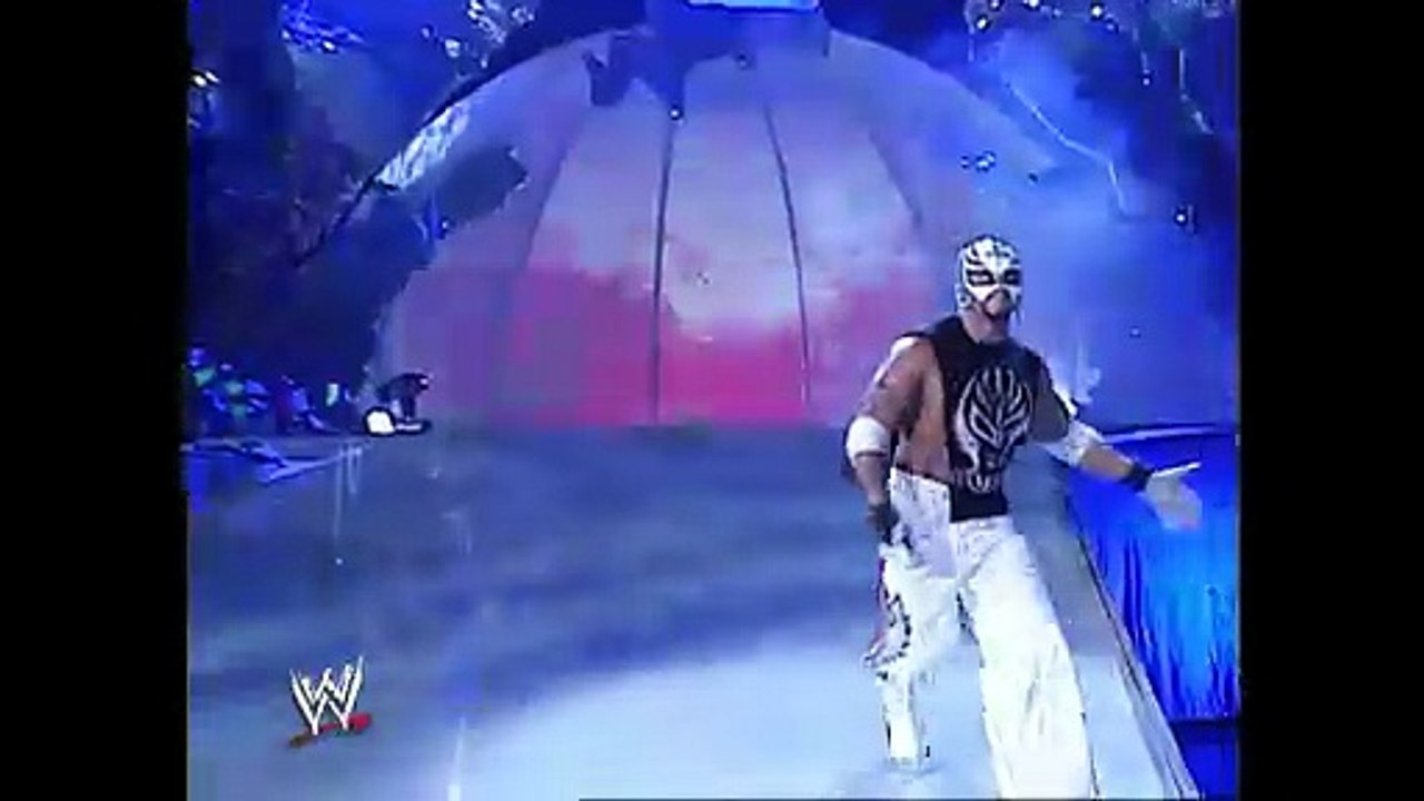 Rey Mysterio vs. Tajiri - WWE SmackDown (08/01/02)