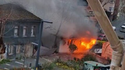 Çatalca'da müstakil ev alev alev yandı