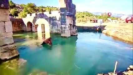 Türkiye'nin 1.850 yıllık çamur ve suyun içine gömülü gizemli tarihi gün yüzüne çıkarıldı