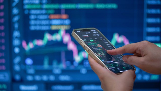 PSU banks and metals look attractive despite muted market, says expert