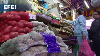 La inflación se modera una décima en diciembre, hasta el 2,9 %, por el efecto de los carburantes