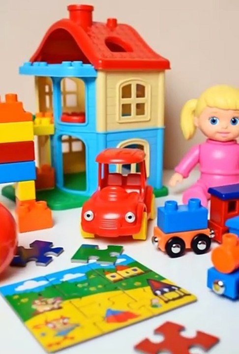 This amazing kids’ toy set includes a house, car, doll, ball, blocks, puzzle, and train. Its colorful and attractive design boosts children’s creativity. Made from safe and durable materials, these toys are perfect for learning through play and keep kids