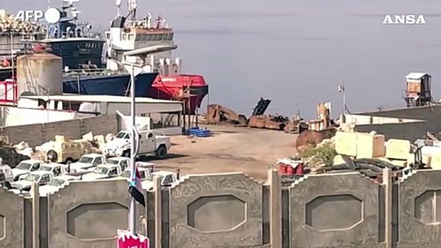 Yemen, il porto di Al Mukalla dopo gli attacchi della scorsa notte