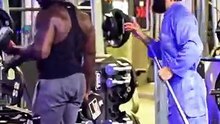 They looked down on the cleaner Anatoly's gym prank #gym #trolllife #prank
