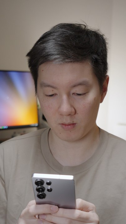 J'ai utilisé Nano Banana de Google Gemini pour créer une carte de vœux sur mon Samsung Galaxy S25 Ultra #GalaxyS25Ultra @samsungfrance