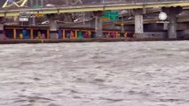 Wind gusts create rare reverse-flow illusion on Allegheny River