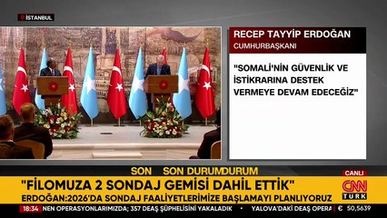 Mahsur kalan sürücünün yardımına örümcek adam yetişti