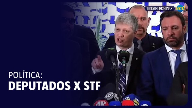 Deputados fazem pausa no recesso para pedir impeachment de ministros do STF