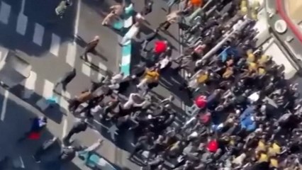 El colapso de la moneda en Irán llena las calles de ira contra el Gobierno