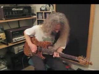 Guthrie Govan - Joe Satriani style