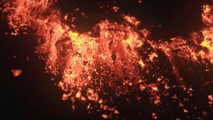 Etna, la lava di Capodanno ripresa da un drone: immagini spettacolari dalla Valle del Bove