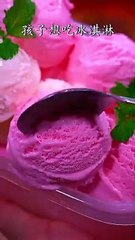 If the child wants to eat ice cream at home, we can buy a bag of ice cream powder and make it ourselves