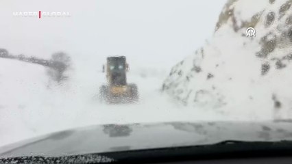 Artvin'de çığ: Mahsur kalanlar var