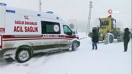Sivas’ta hamile kadın rahatsızlandı, kapanan yolu açmak için ekipler seferber oldu
