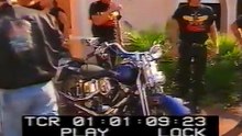 1991 – Johnny Hallyday : le 18 août, balade en Harley de La Lorada au port de Saint-Tropez