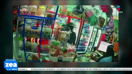 A mano armada y con violencia, dos sujetos asaltan una tienda en Chignahuapan, Puebla