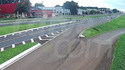 Câmera flagra acidente após falha mecânica na BR-277 em Santa Tereza do Oeste