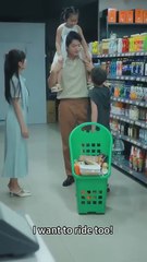 As soon as the divorce was over, her ex-husband couldn't wait to officially announce to her lover that he had given her the most ironic knife in her marriage for many years, but she didn't cry or make trouble, she just agreed to the richest man's proposal