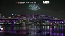 Nova Zelândia entra em 2026 com fogos-de-artifício na Sky Tower de Auckland