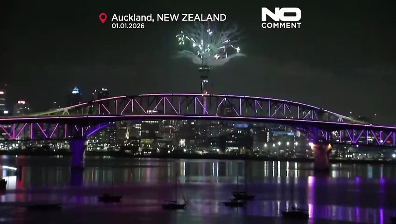 Nova Zelândia entra em 2026 com fogos-de-artifício na Sky Tower de Auckland