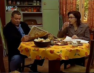 Luda kuća S1 Ep24 - "Lektira ili majmunska posla"