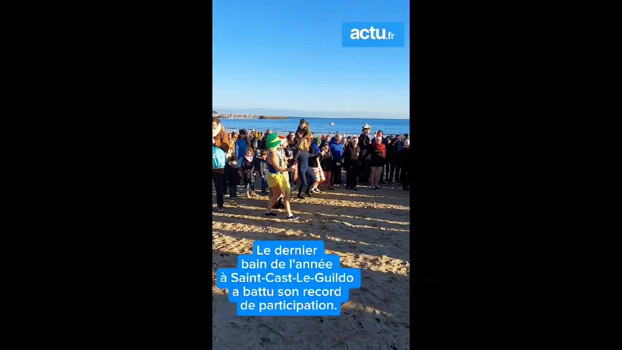 Saint-Cast-le-Guildo : dernier bain de l'année 2025