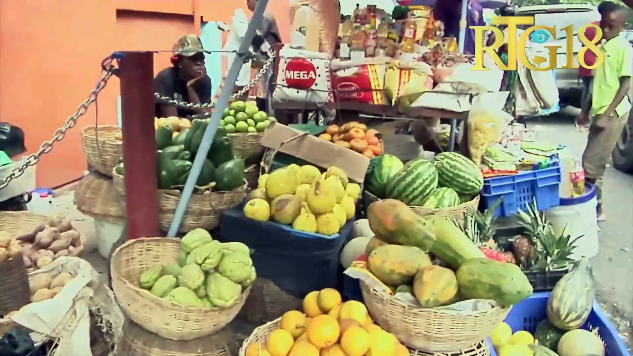 Reyaksyon plizyé machann nan mache Pétion-ville pandan fen ane 2026 la