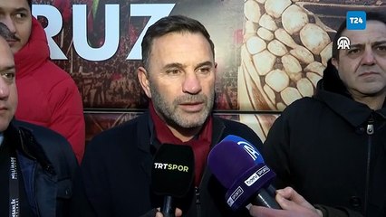 Galatasaray teknik direktör Okan Buruk ve Başkan Vekili Abdullah Kavukcu, Filistin'e destek için Galata Köprüsü'nde düzenlenen yürüyüşe katıldı