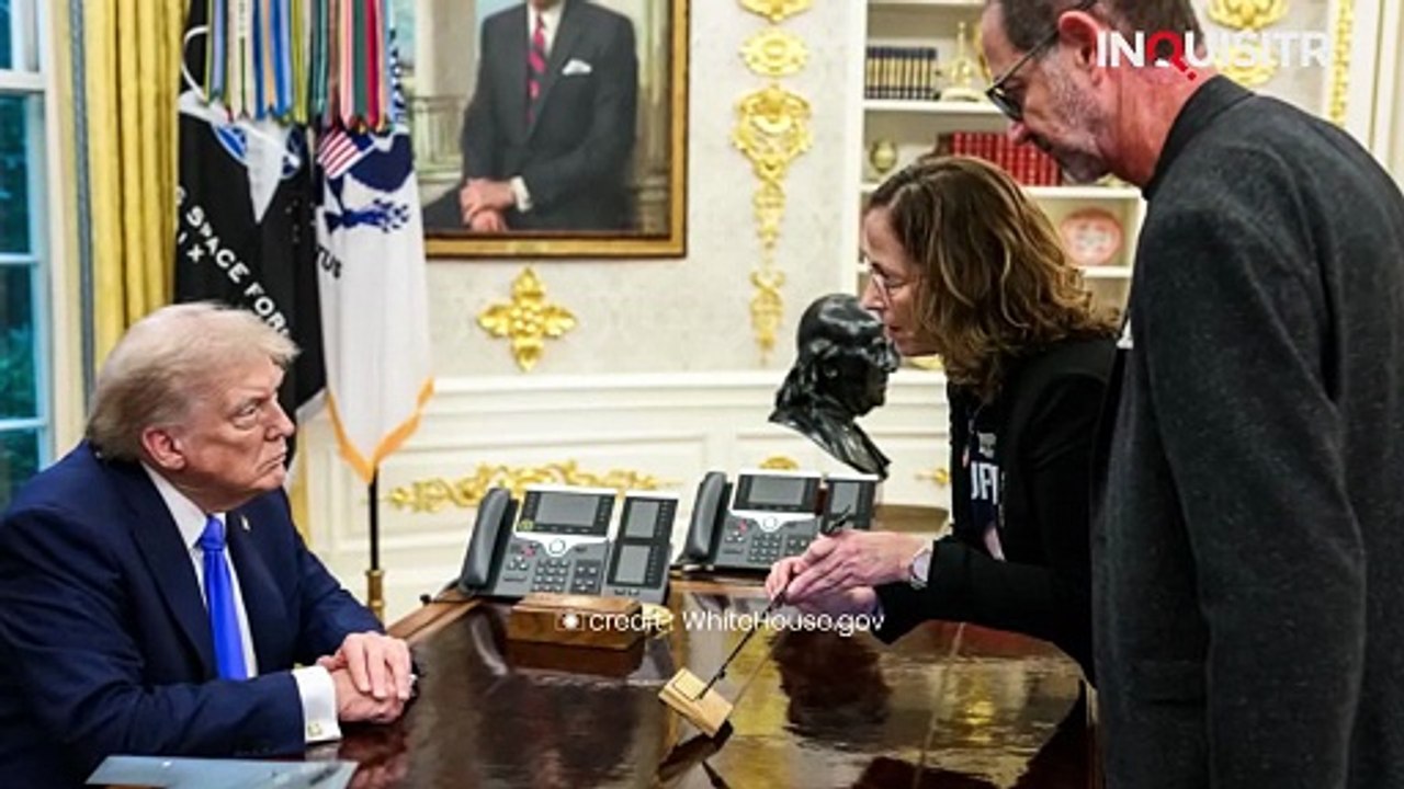 ‘Such a Childish Man’—Trump's Attempt to Bribe Reporters Again Hits Awkward Note With Insult
