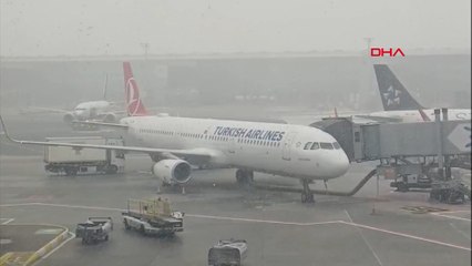 İstanbul Havalimanı'nda kar yağışı