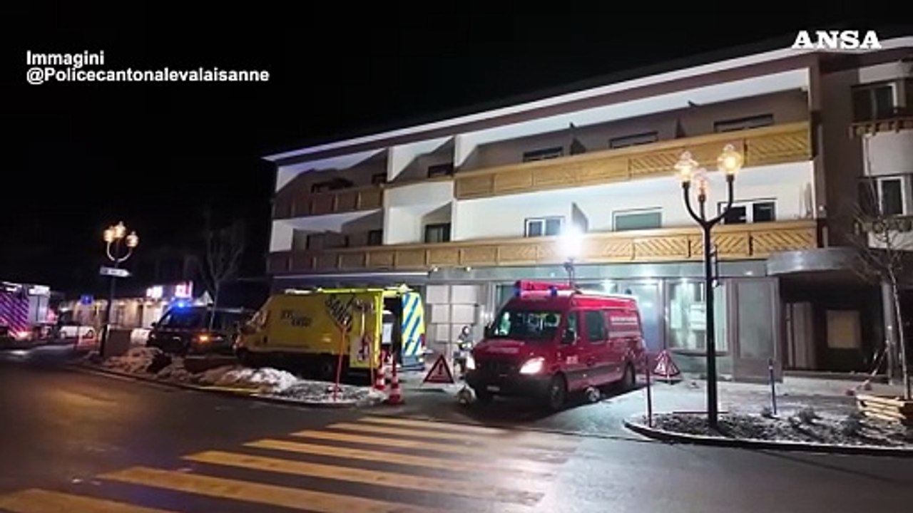 Esplosione a Crans Montana, la polizia sul luogo dell'accaduto