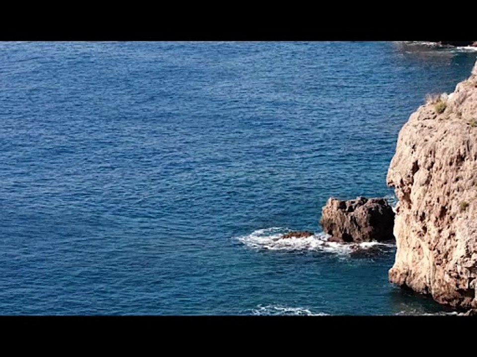 3290339-uhd_3840_2160_25fps